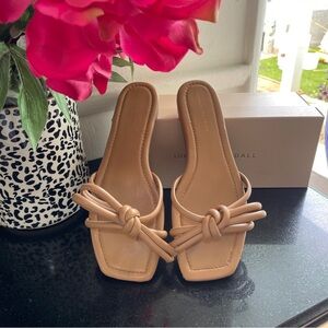 Hadley Sandals in Dune